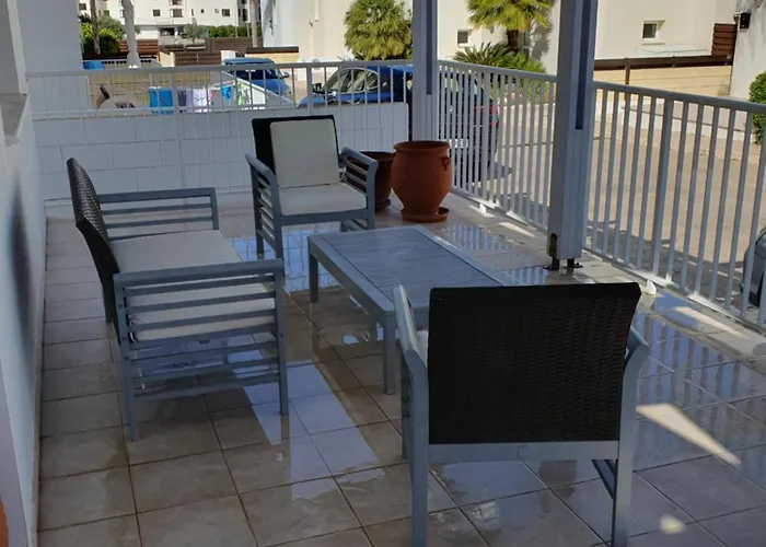 Villa Thalia Dafni 1